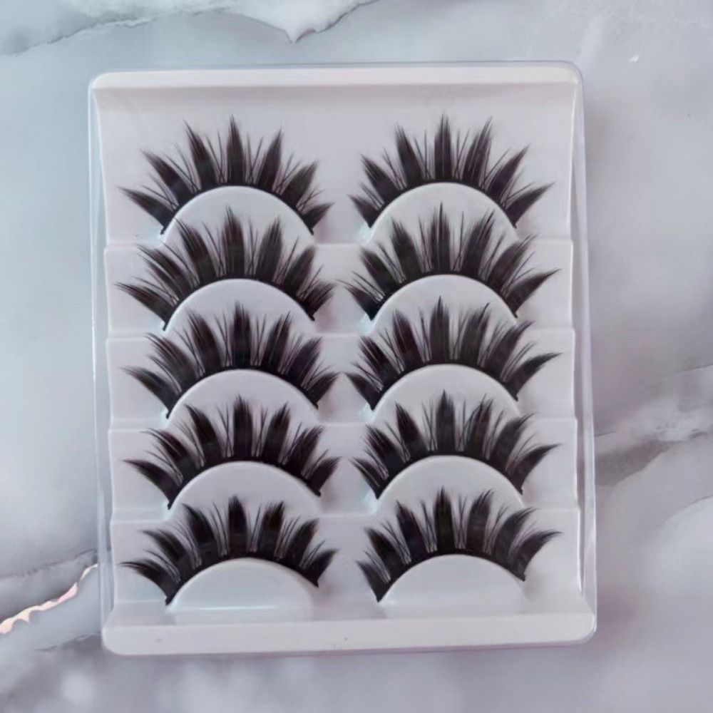 Eyelash Extension Look - Natural Wet Look Manga Lashes Cat-Eye